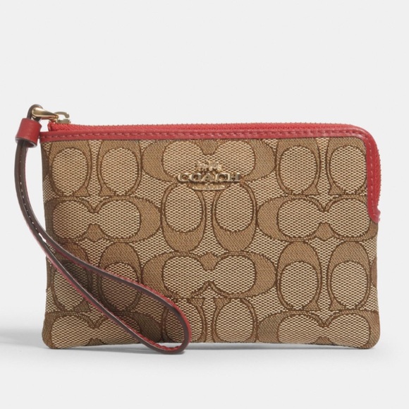 Coach Handbags - BNWT Coach Corner Zip Wristlet Wallet